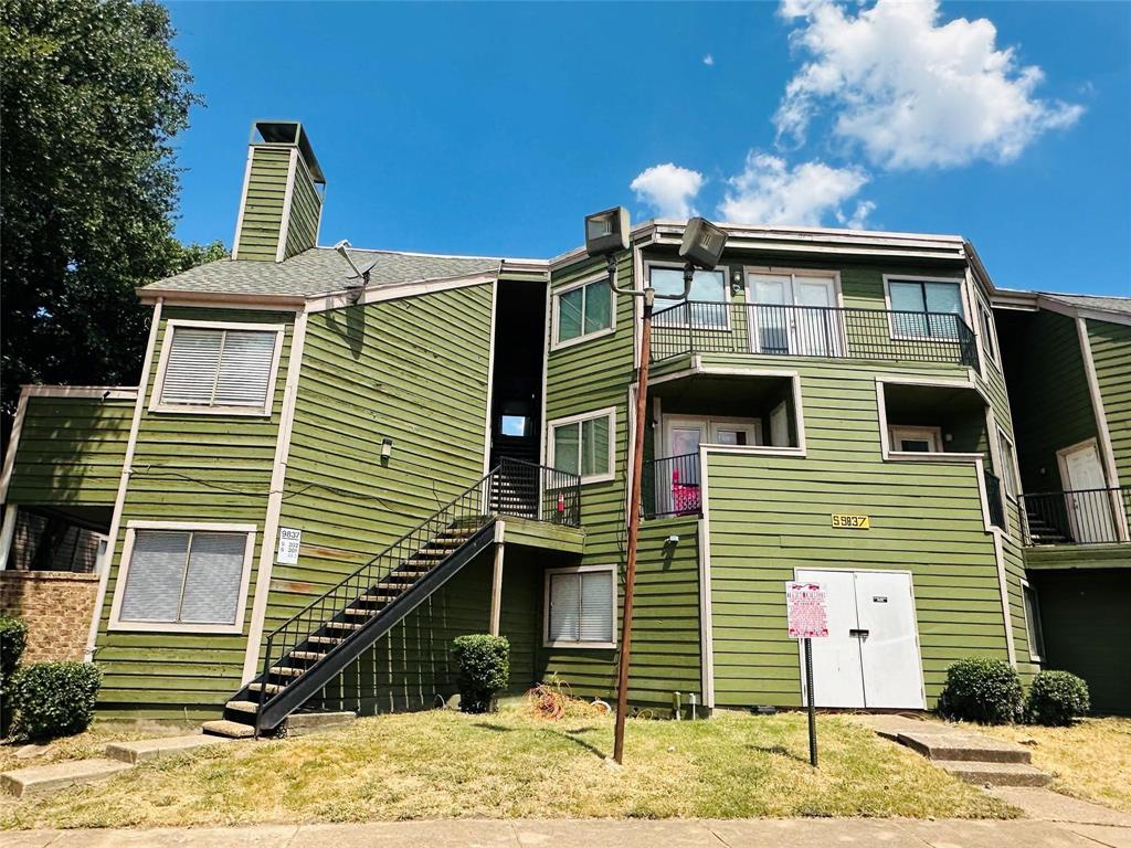 Richland Trace Condos - Residential