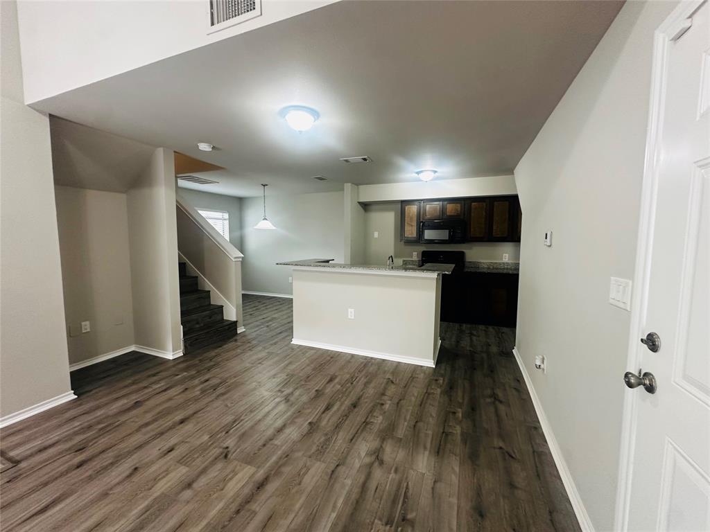 Richland Trace Condos - Residential