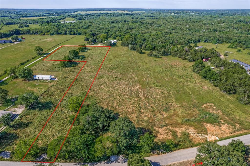 Bring All Offers! Peaceful Setting with Endless Posibilities in Denison TX!
Discover the perfect place to build your dream home on this quiet and tranquil road in a peaceful Denison neighborhood.
This offering includes four adjoining lots, giving you the option to enjoy extra space and create a larger yard.
Lot 2, 4, 5 are also for sale.