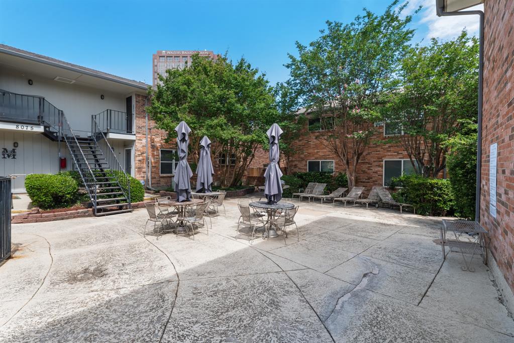 Meadows North Condo - Residential