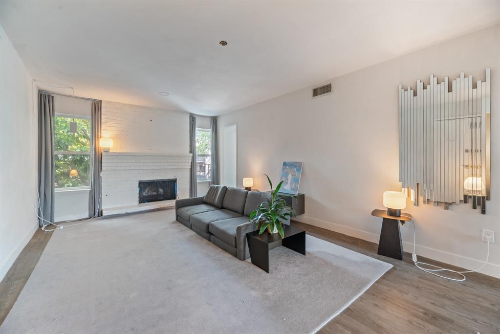 Meadows North Condo - Residential