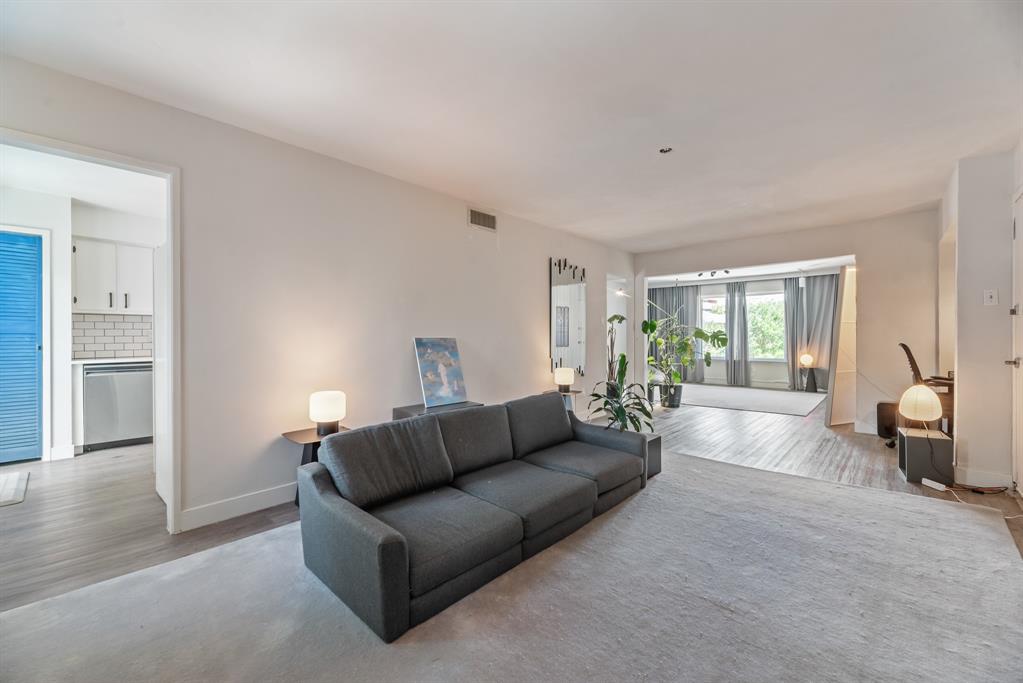 Meadows North Condo - Residential