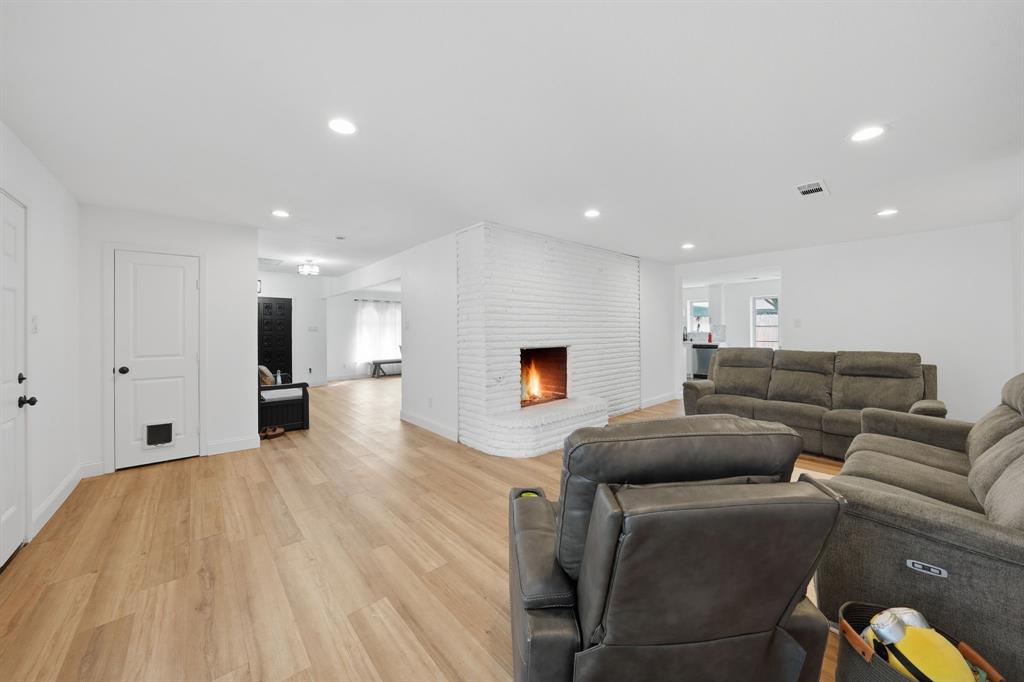 Lake Country Estates Add - Residential