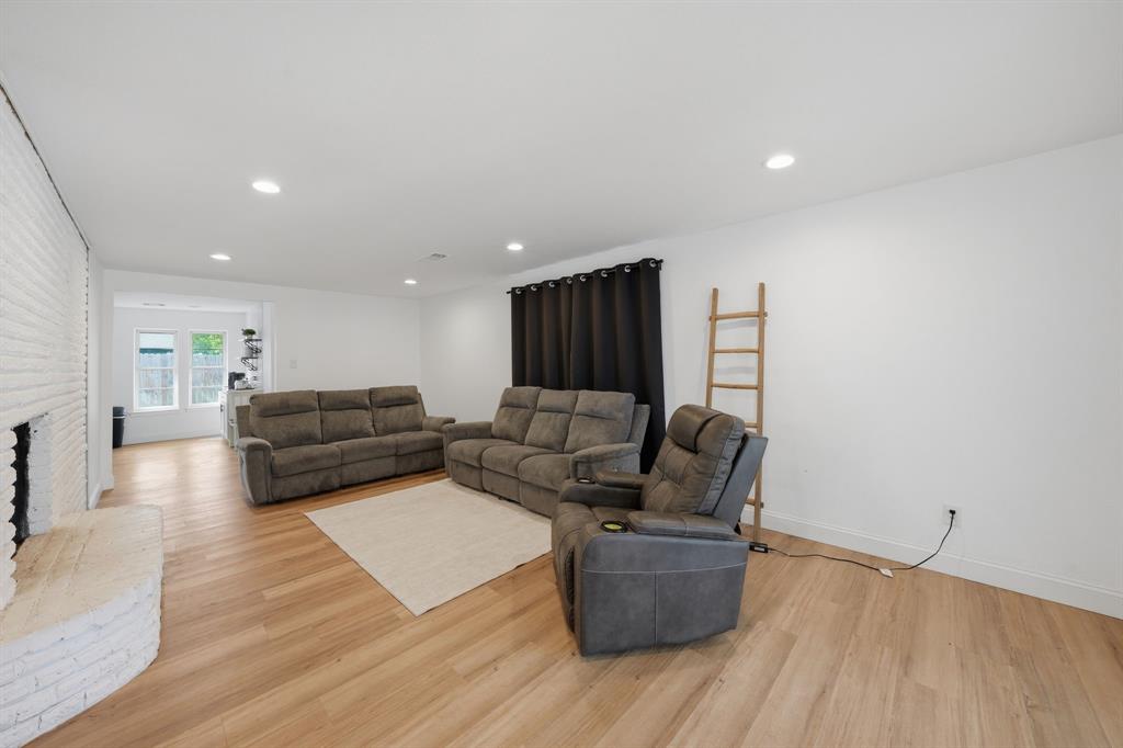 Lake Country Estates Add - Residential