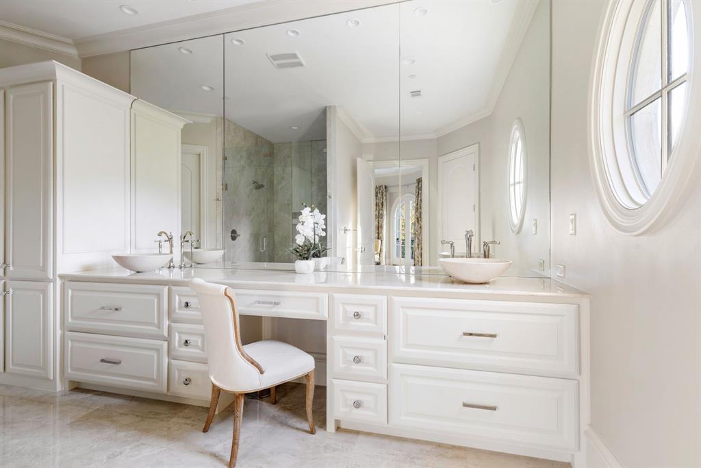 Creeks Of Preston Hollow - Residential