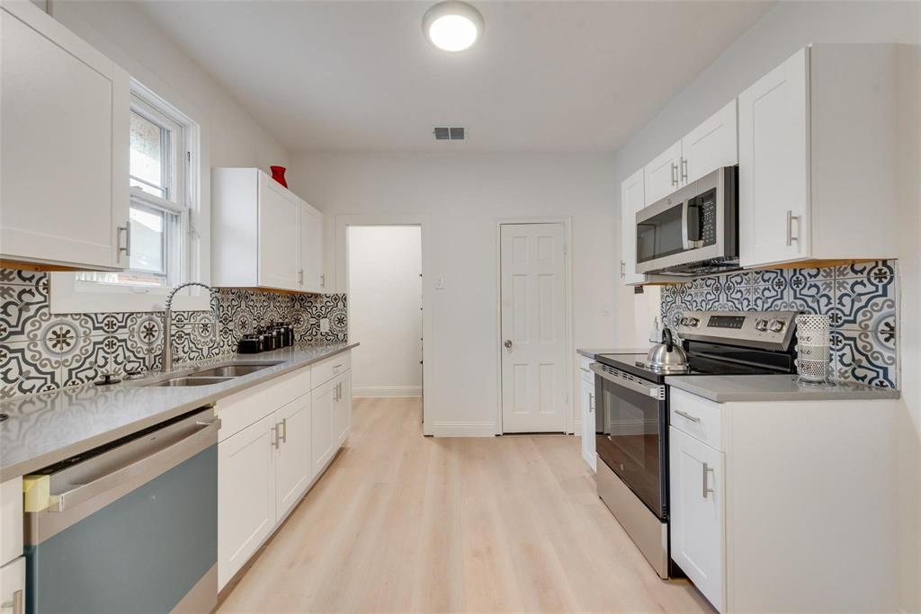 Lawn Place Add - Residential