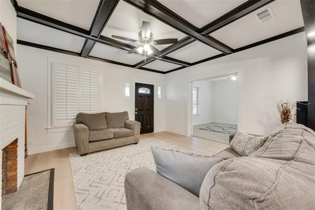 Lawn Place Add - Residential