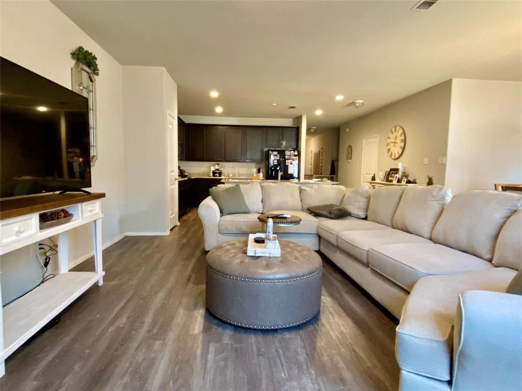 Harbor Village At Providence P - Residential Lease