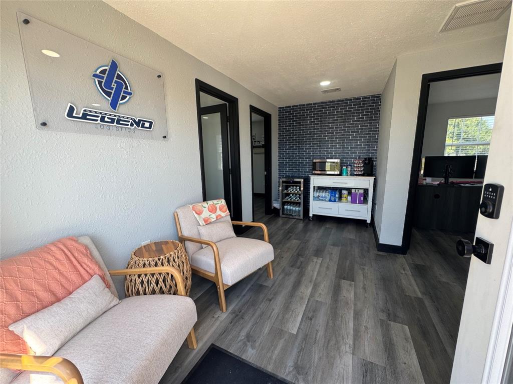 G M Casey Tr 6 - Residential