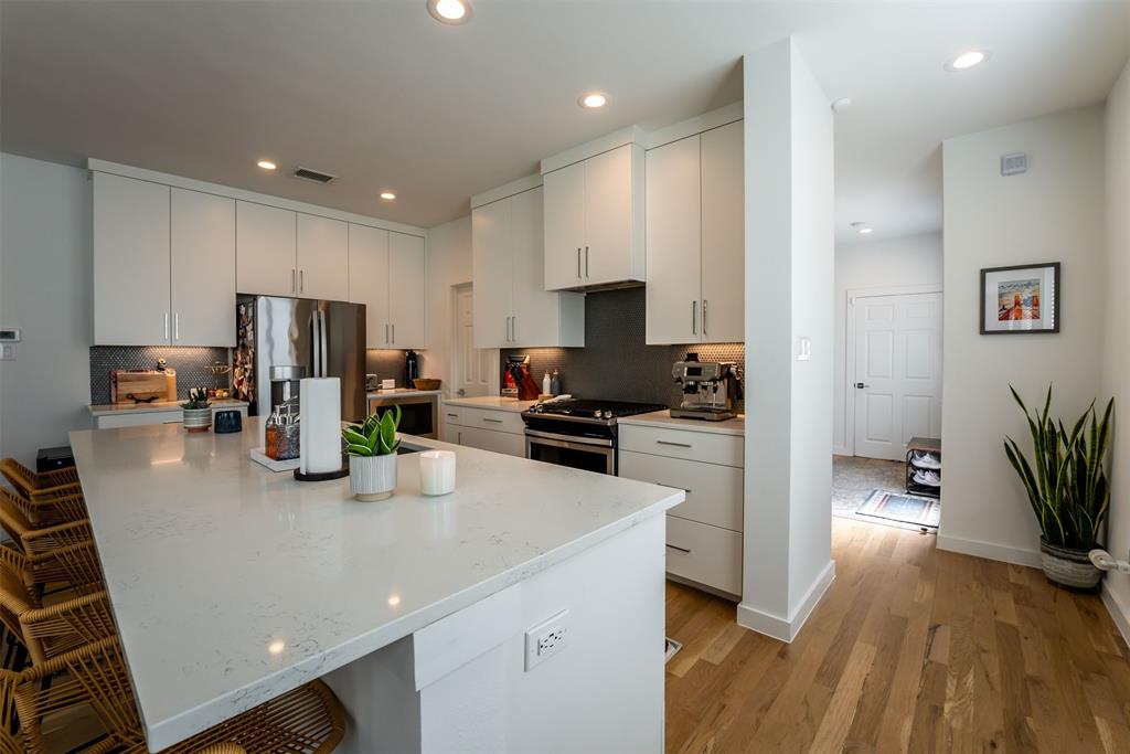 Mount Auburn - Residential