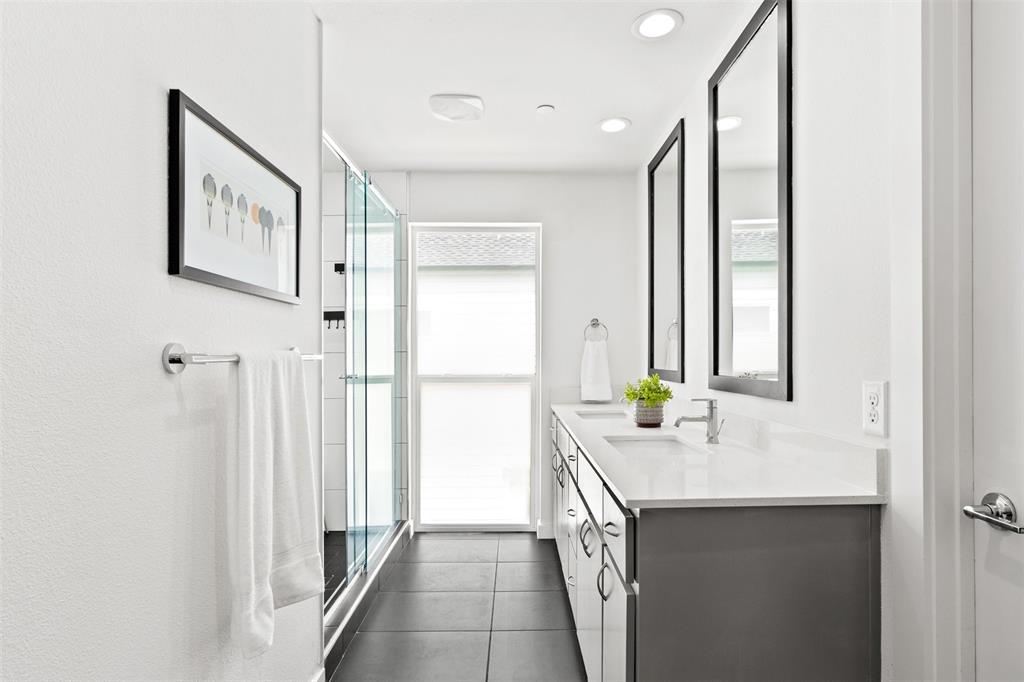 Bryan Heights Condos Ph 1 Bldg 1 - Residential