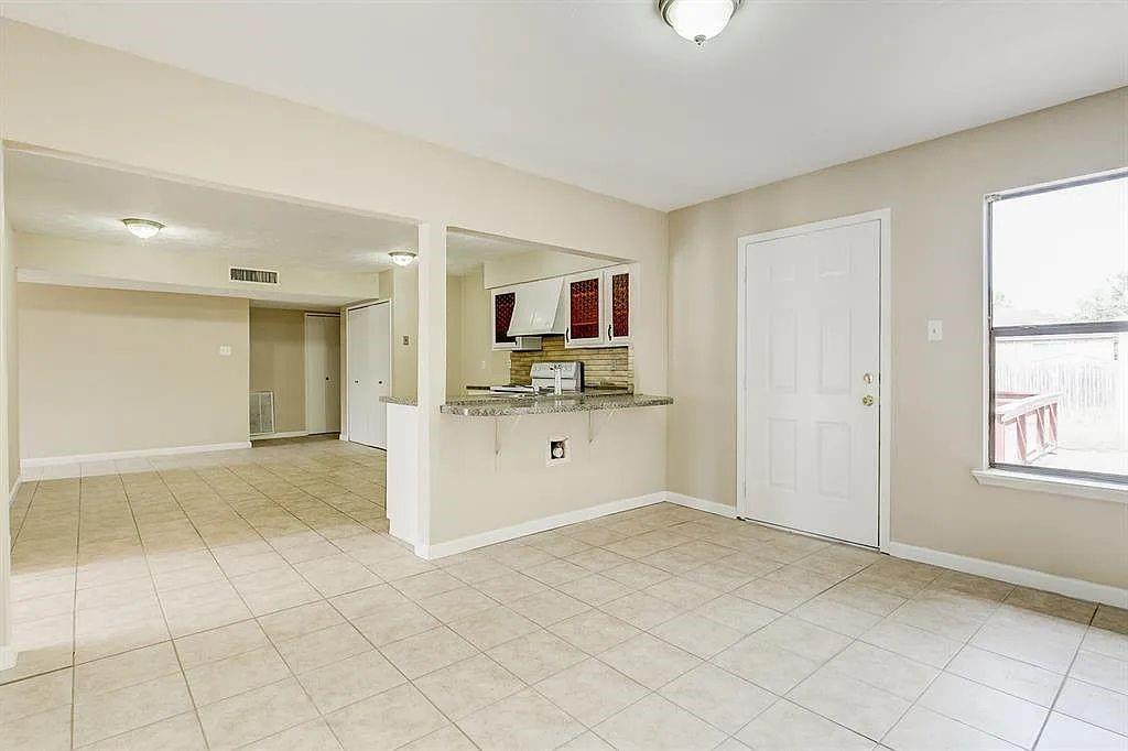 Camelot - Residential