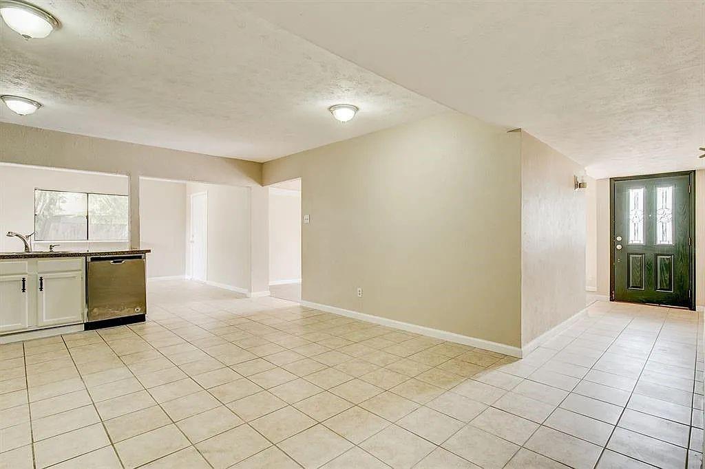 Camelot - Residential