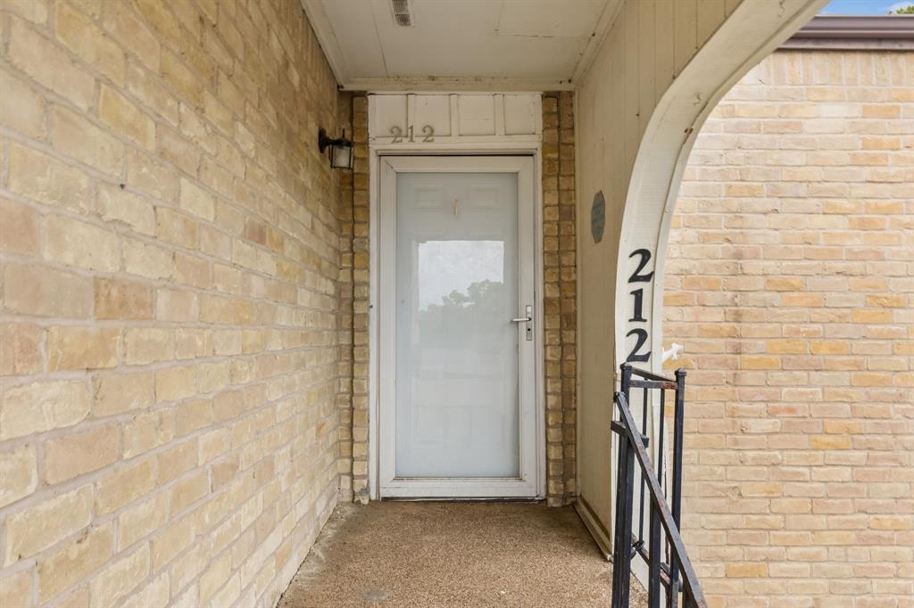 Spanish Gardens Condo - Residential