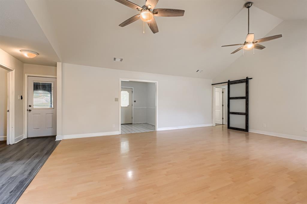 Lake Country Estates Add - Residential