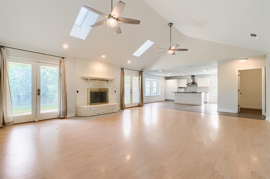 Lake Country Estates Add - Residential
