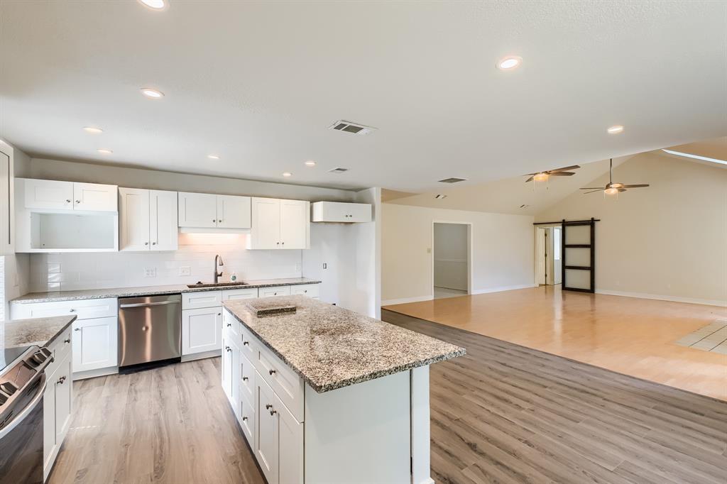 Lake Country Estates Add - Residential