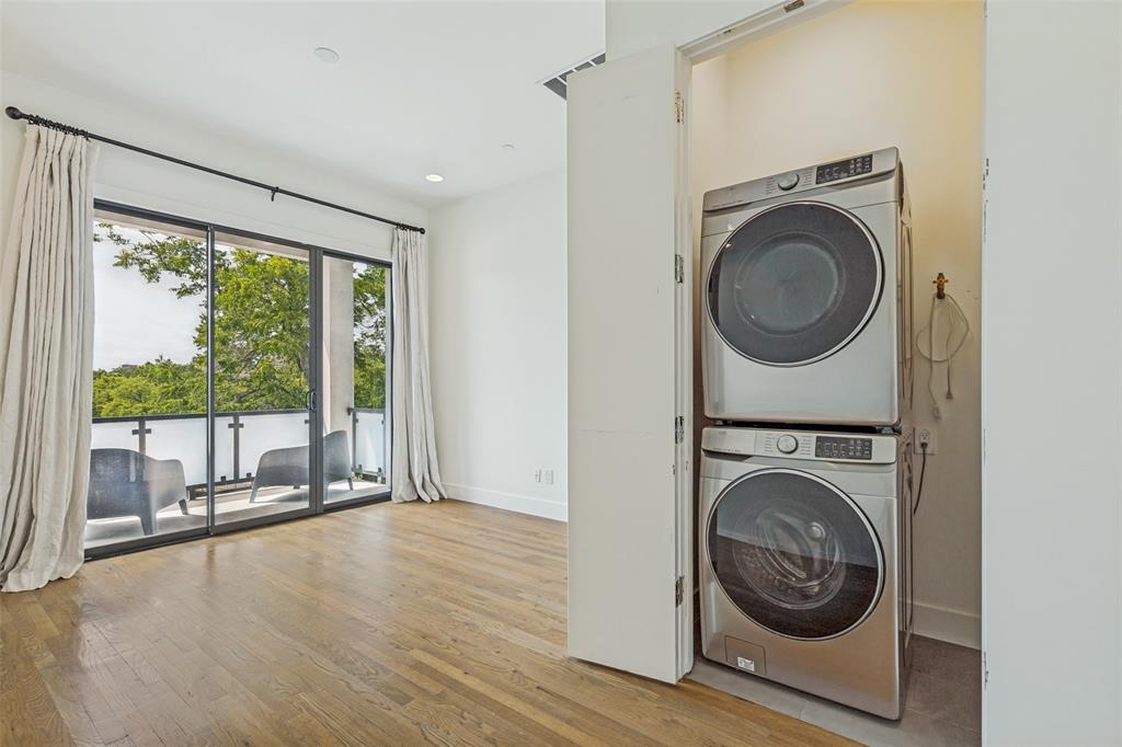 4120 GILBERT AVE CONDO - Residential