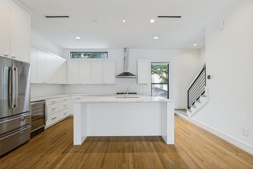 4120 GILBERT AVE CONDO - Residential