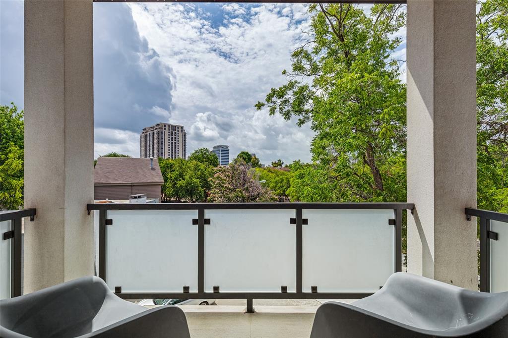 4120 GILBERT AVE CONDO - Residential