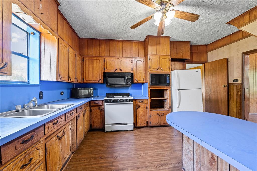 Hall J H - Residential