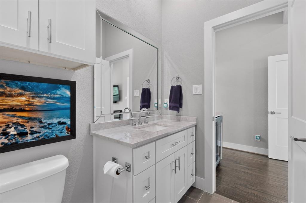 3170 Carmel Bldg 3170 - Residential