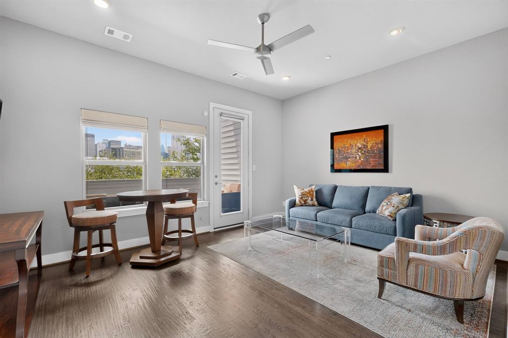 3170 Carmel Bldg 3170 - Residential