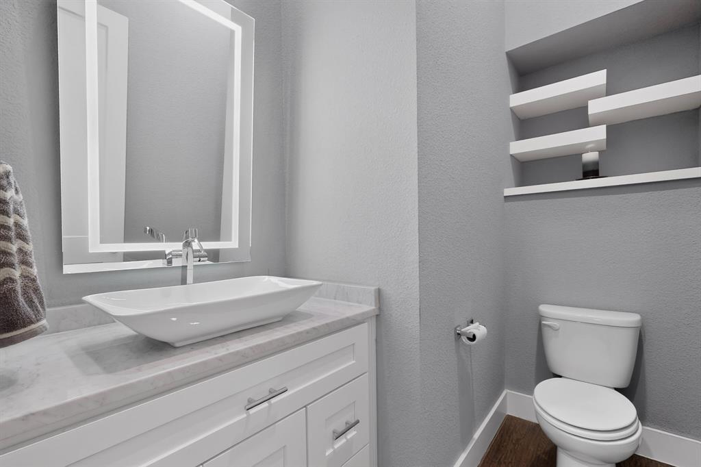 3170 Carmel Bldg 3170 - Residential