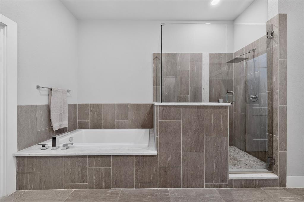 3170 Carmel Bldg 3170 - Residential