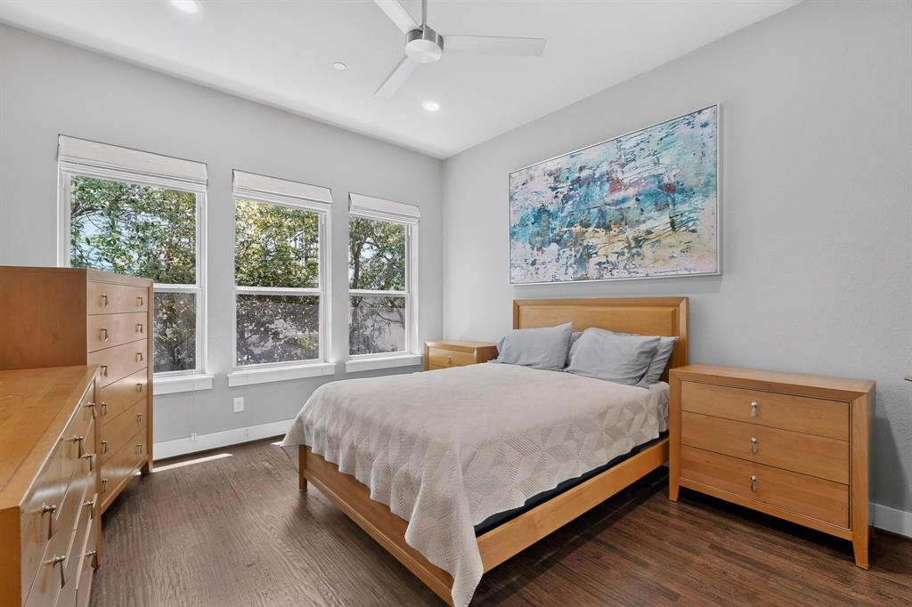 3170 Carmel Bldg 3170 - Residential