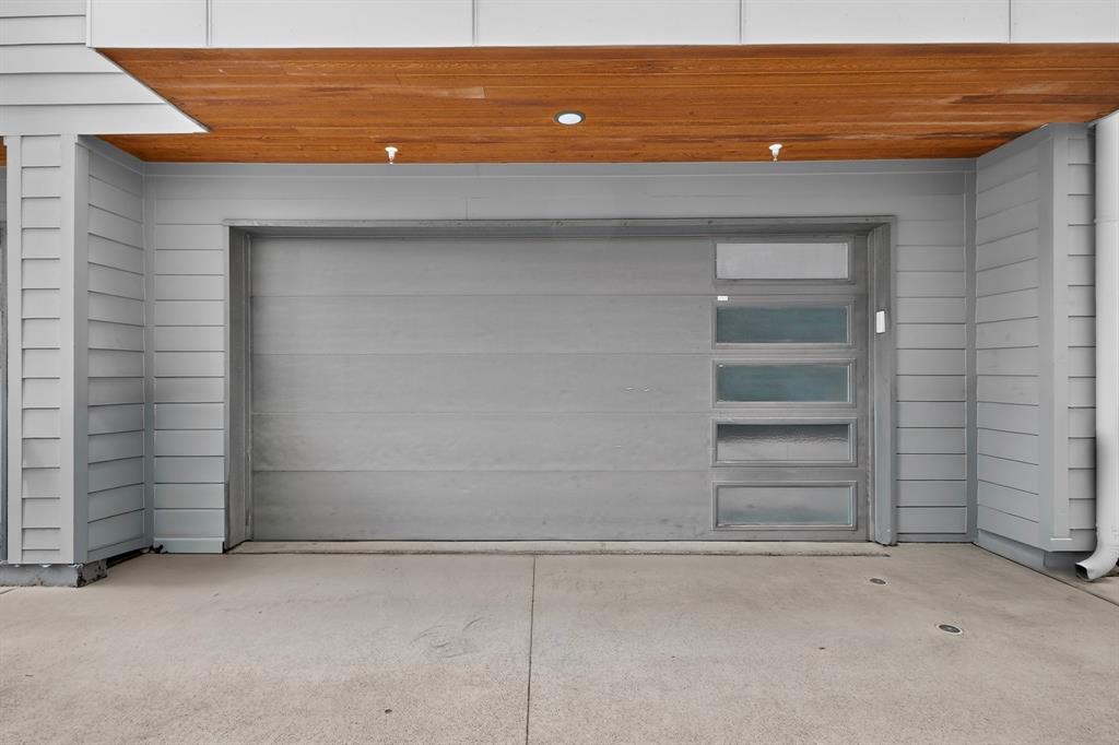 3170 Carmel Bldg 3170 - Residential
