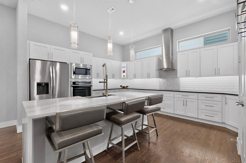 3170 Carmel Bldg 3170 - Residential
