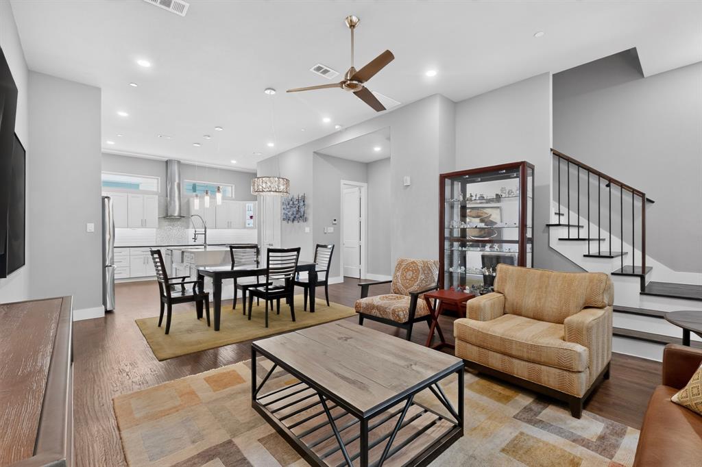 3170 Carmel Bldg 3170 - Residential