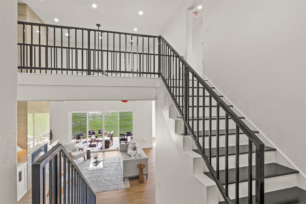 The Peninsula's - Residential