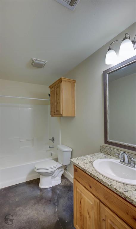 Tuxedo Park Sub - Residential Income