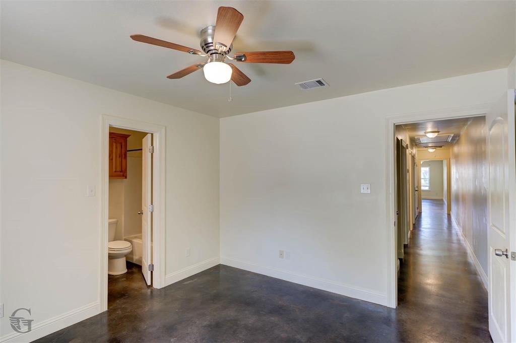 Tuxedo Park Sub - Residential Income