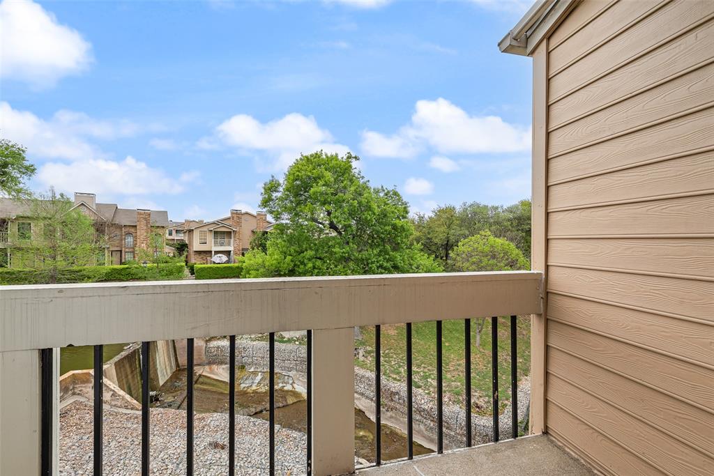 Preston On Creek Condos - Residential