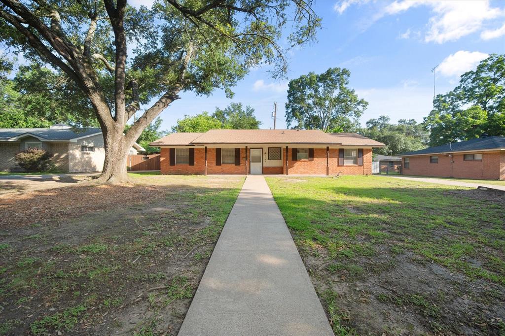 LOCATION, LOCATION, LOCATION. JUST STEPS AWAY FROM MULTIPLE PLAYGROUNDS, BALL FIELDS, SKATE PARK, AND MERTZ TENNIS CENTER. FRESHLY PAINTED, NO POPCORN CEILINGS, NEW FLOORING THROUGHOUT, AND NEW ROOF!! This home is ready for you to move in and enjoy your summer. Features 2 spacious living areas, an eat-in kitchen. 3 large bedrooms and 2 full baths. Long driveway leads to an attached carport in the back of the home with spacious, secured storage closets. The fully fenced yard is shaded and ready for kiddos or pets. CORSICANA YMCA JUST A COUPLE OF BLOCKS AWAY. CHECK OUT THEIR WEBSITE at CORSICANYMCA.ORG FOR ALL THE AMENITIES AND SERVICES OFFERED. It's a fantastic place to call home!!