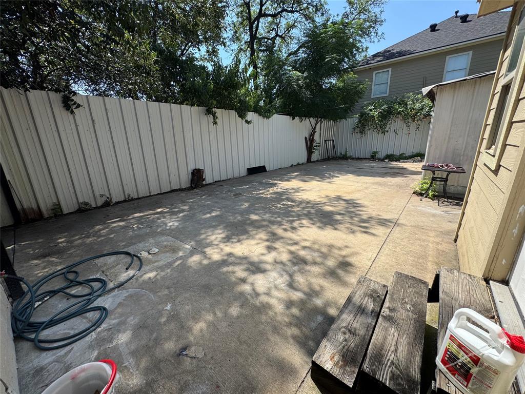 EAST SIDE - Residential
