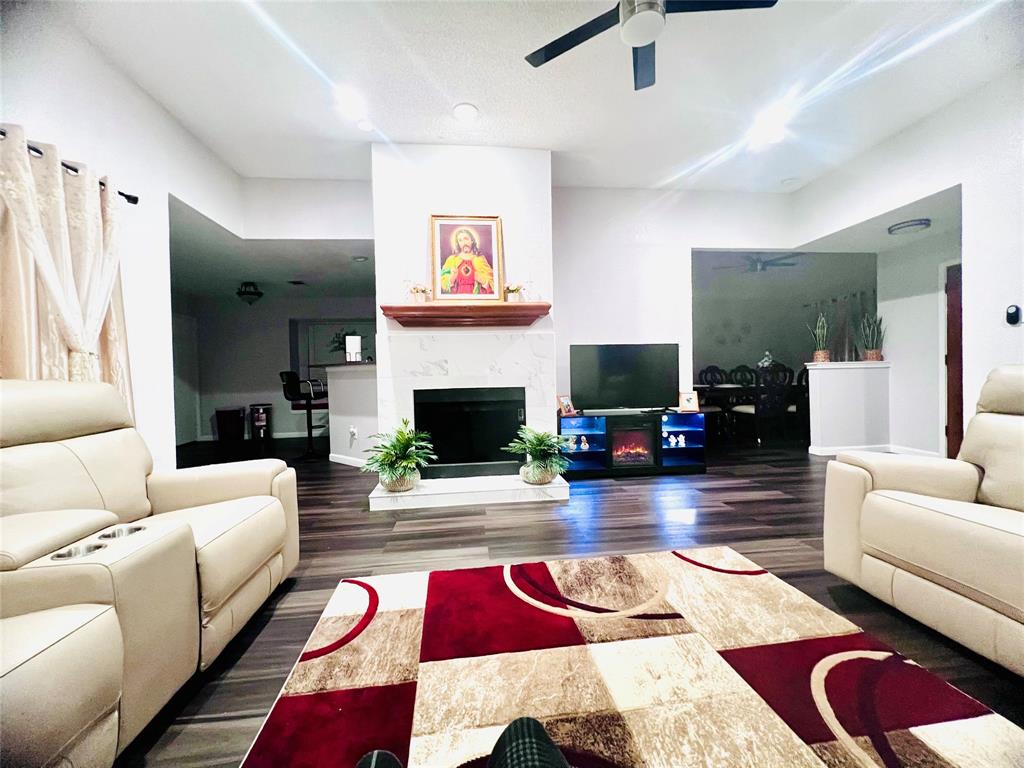 Flower Hill 05 - Residential