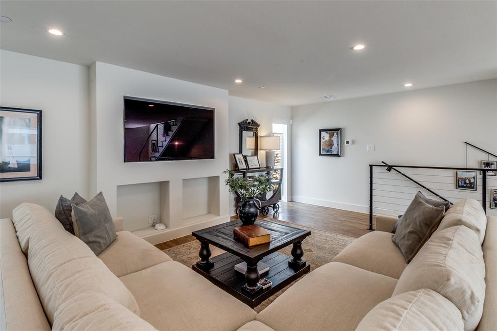 5907 Lindell Ave Condos - Residential