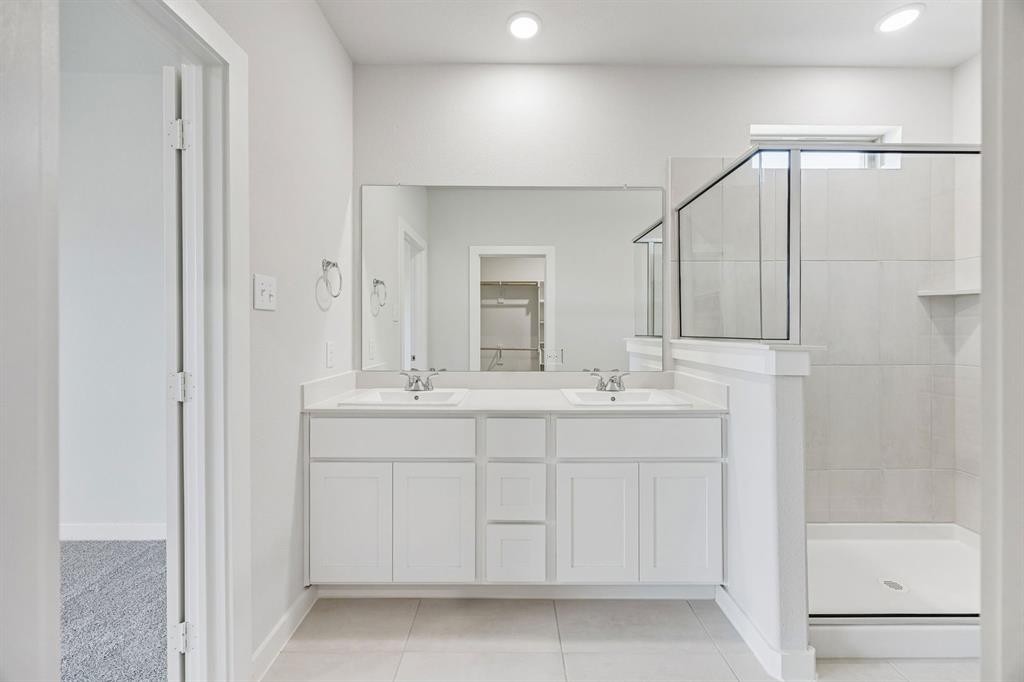 Elevon - Residential