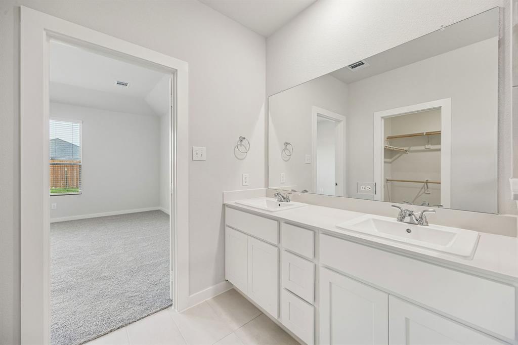 Elevon - Residential