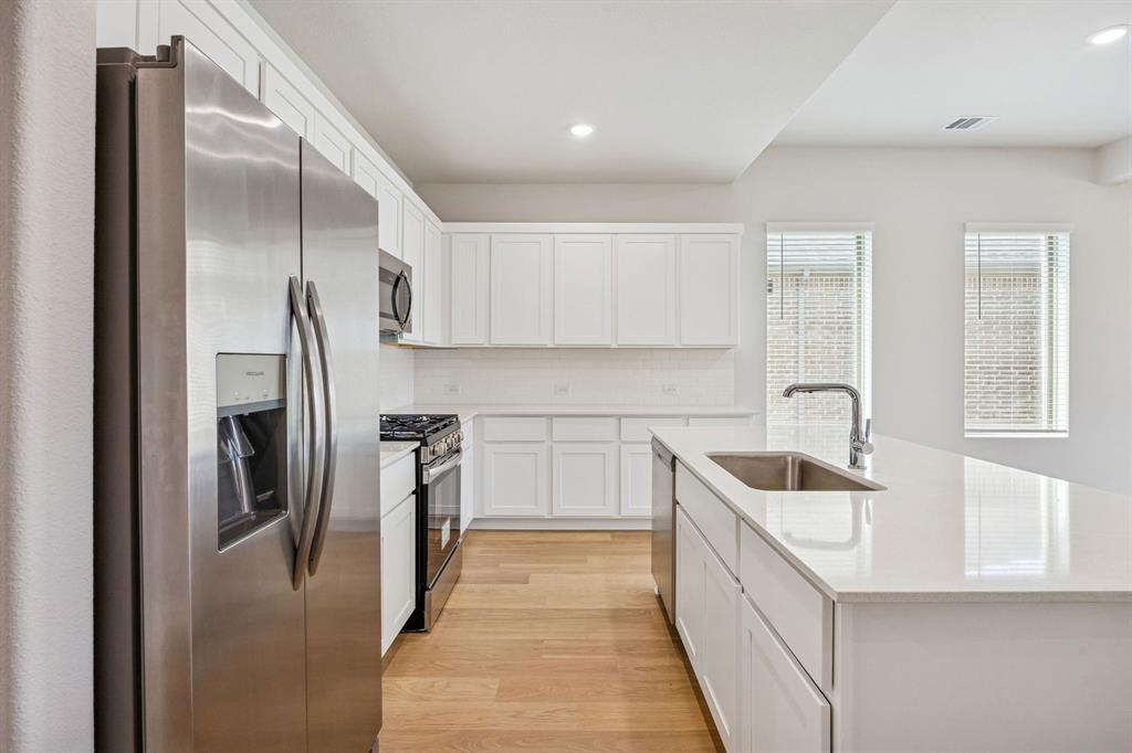 Elevon - Residential