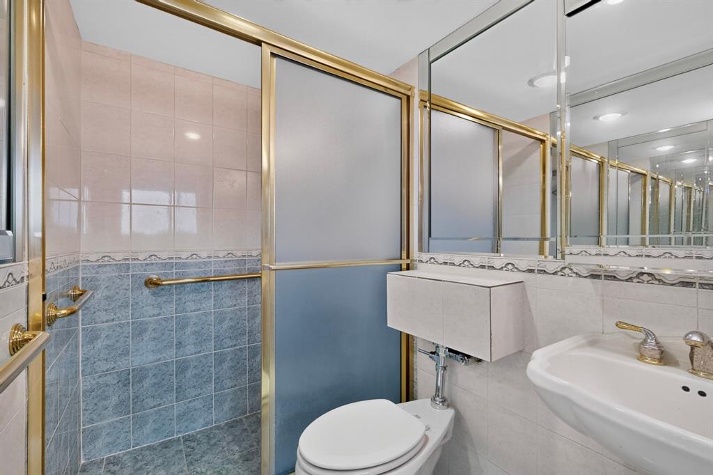 Twenty-One Turtle Creek Condos - Residential