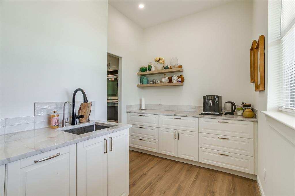 Avondale Heights Estates Add - Residential