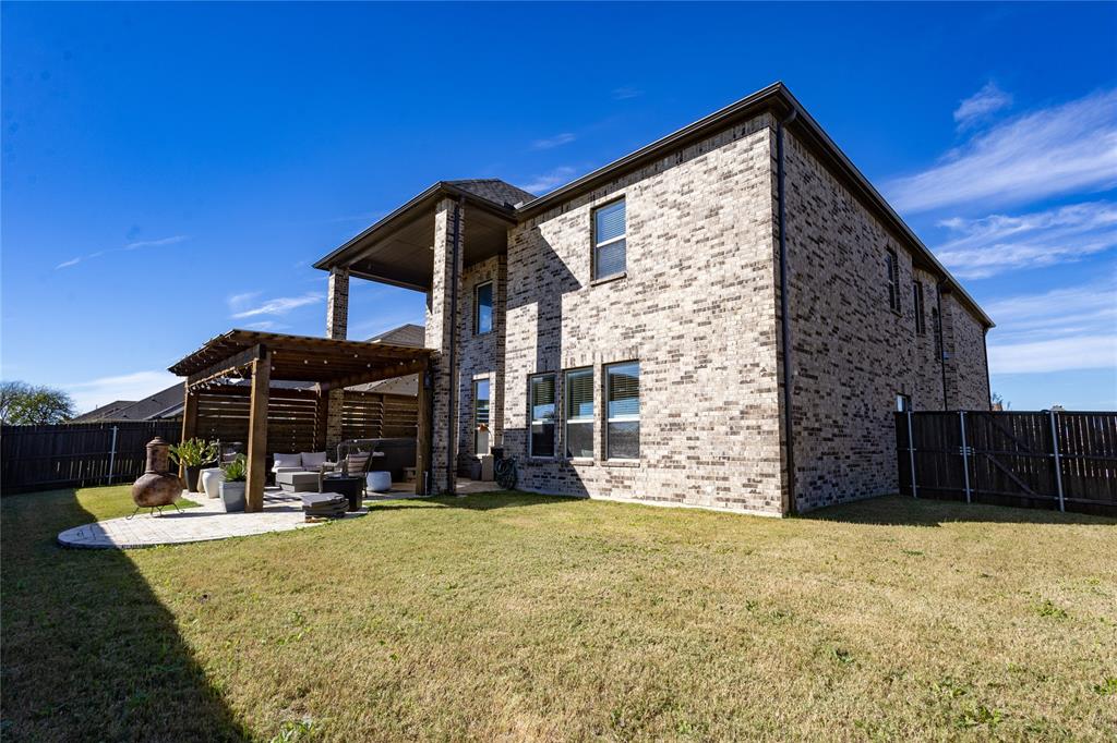 Versailles Estates - Residential