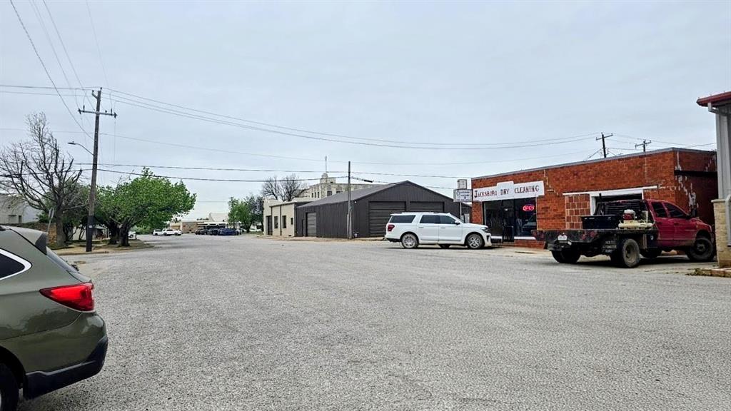 Townsite-Jacksboro - Commercial Sale