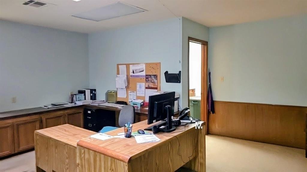 Townsite-Jacksboro - Commercial Sale