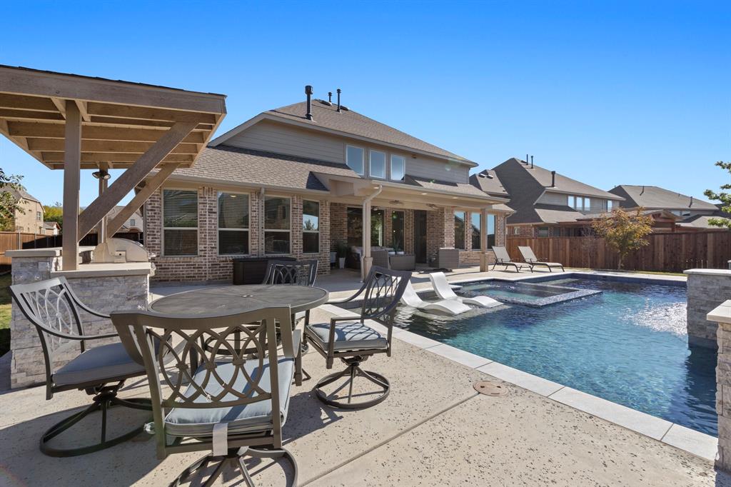 Canyon Falls - Residential